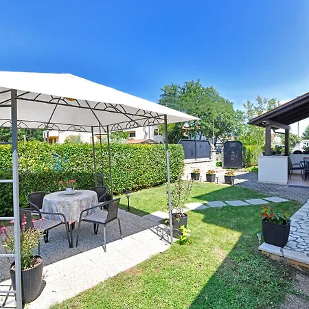 Apartamento Irena Arvaj *