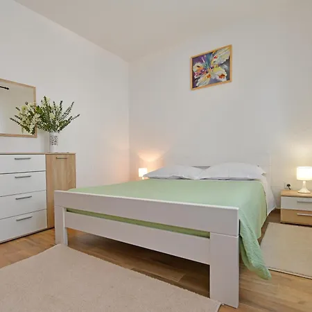 Apartmán Irena Arvaj