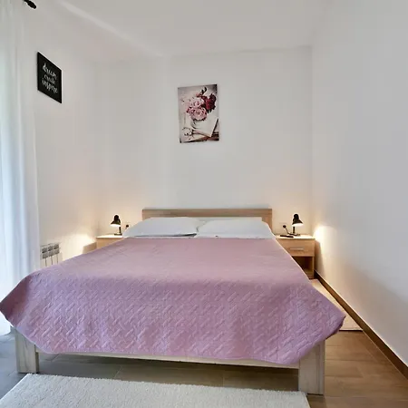 Irena Arvaj Apartmán *